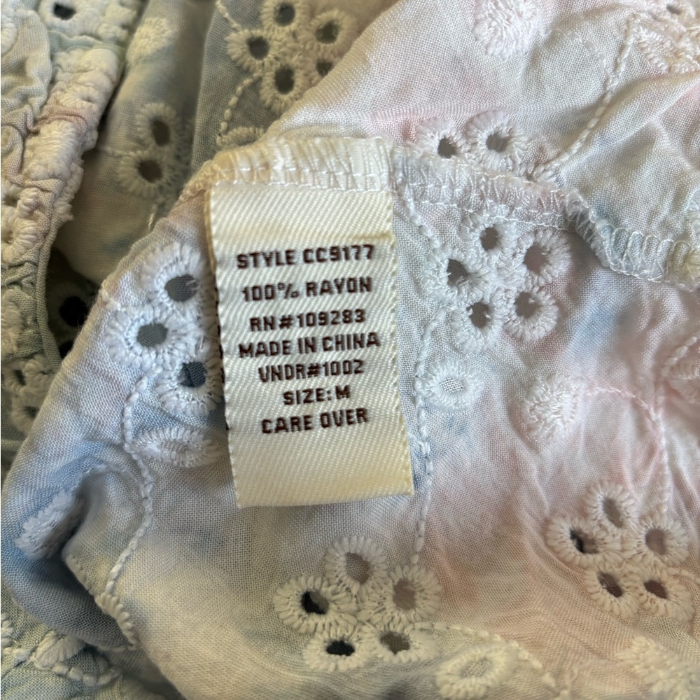 SURF GYPSY Tie Dye Eyelet Crop Top - Picture 6 of 10
